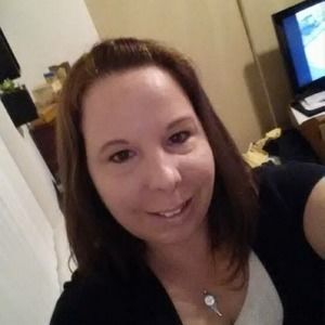 Meet your Posher, Roxanne